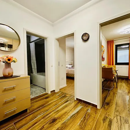 Sky Garden Panoramic View * Βουκουρέστι