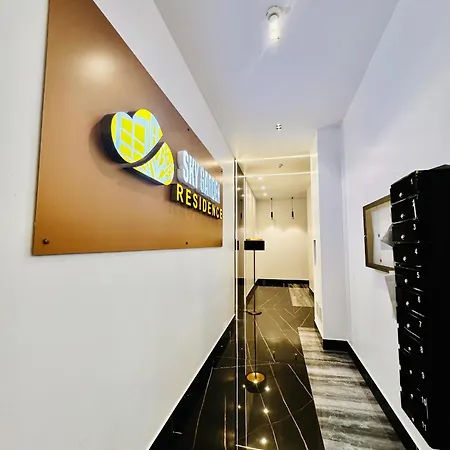 Sky Garden Panoramic View Apartment