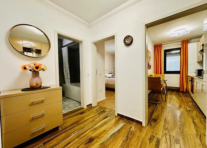 Sky Garden Panoramic View * Bukarest