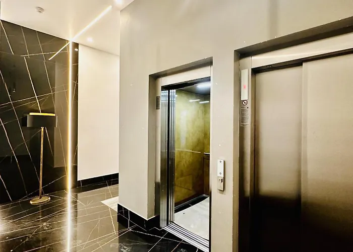 Sky Garden Panoramic View * Bukarest